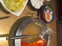 -左庭右院鲜牛肉火锅(金山万达店)