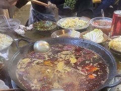 -黄潇洒老火锅(九眼桥宏济巷店)