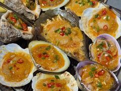 -围炉肉舍•炭烤活鳗•丹东海鲜烤肉(步行街店)