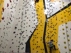 -问山MountQuest攀岩馆