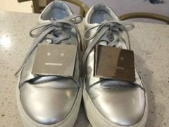 -莱靓奢侈品洗护改衣店(新世界百货崇文店)