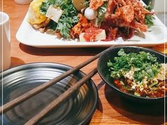 -串门邻居串串火锅(云南南路店)