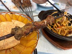 -马尔龙新疆饭店·清真(瑞景店)