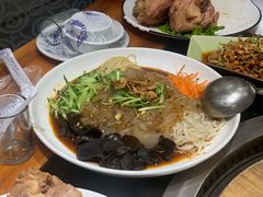 东北大拉皮-东北农家院·铁锅炖(莘庄店)