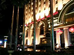 -锦龙国际酒店(天津奥体中心华苑地铁站店)