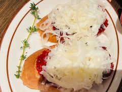 樱桃酱配干酪tapas-ZAFFERANO西班牙海鲜饭(上海首店)