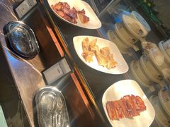 -广州万富希尔顿酒店·感趣自助餐厅·金秋蟹宴生蚝海鲜刺身