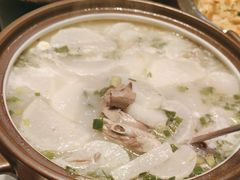 -香山湖家家宴(中山陵店)