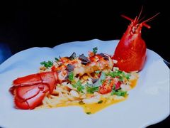 波士顿龙虾马粪海胆蟹肉面配松露-弦月窗LUNETTE BY AMANDA(复兴路店)