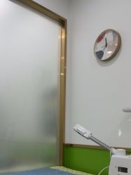 -苗医生专业祛痘·皮肤管理