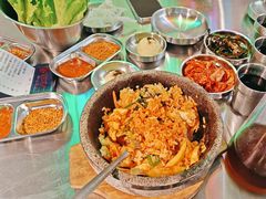 -哈哈碳都·牛肋条无限自助烤肉(宝龙店)
