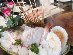 -小天鹅火锅·一线江景洪鼎旗舰店(洪崖洞店)