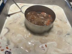 -尚尚仙·酸汤猪手·猪肚鸡火锅(华联万柳购物中心店)