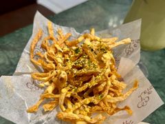 -秘密旅行Bonjour(黑金冠 江南西店)