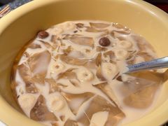 奶茶冰粉-哥老官重庆美蛙鱼头(五角场合生汇店)