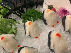 企鹅qq丸-湊湊火锅·茶憩(打浦桥日月光店)