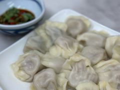 -孖妹上肉饺子馆