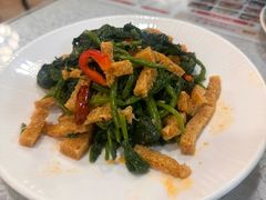 -汗腾格里·风味餐厅(新疆驻京办店)