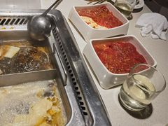 -海底捞火锅鲜切牛肉主题店(长寿路店)