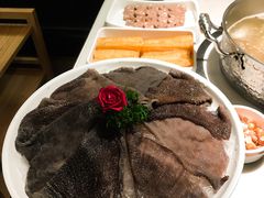 -左庭右院鲜牛肉火锅(浦江欢乐颂店)