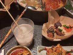 -三出山火锅(南京万象天地店)