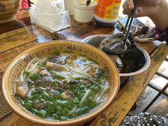 -正宗李家土鸡米线店