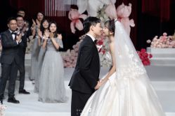 点击看大图 -三色锦婚礼定制