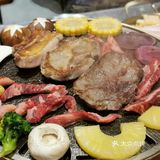 人均40+的韩式烤肉套餐，吃到扶墙出