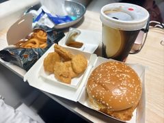 -麦当劳(秣陵路店)