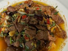 傣味辣炒牛肉-蔼若春.传承三十年云南菜(金碧公园店)