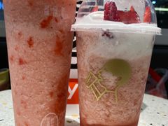 芝芝莓莓桃-喜茶(滨江宏岸店)