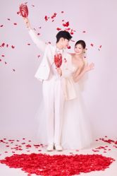 -水晶之恋婚纱摄影(北京总店)