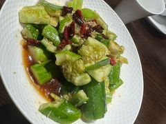 -丽华园·武汉地标楚菜餐厅(青山江滩店)