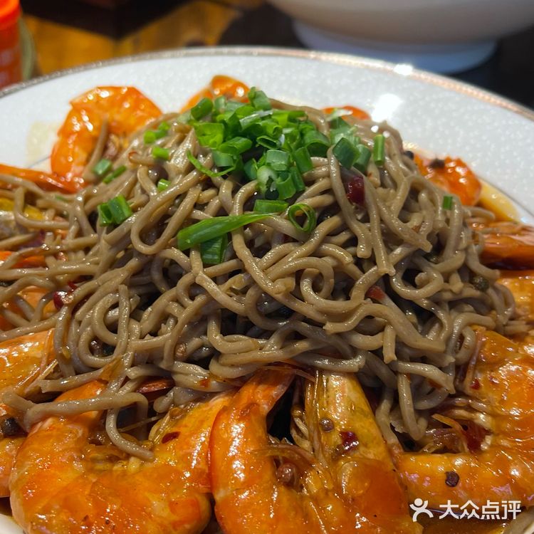 朋友小聚，不吃不散！