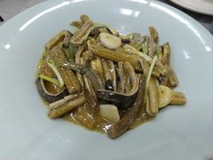 清炒鳝丝-沪依小酒馆心意菜