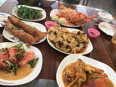 -班赞海鲜市场胖阿姨加工点