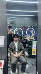 -藤野造型烫发染发