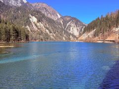 -乡土特色.冷锅鱼.牦牛肉汤锅