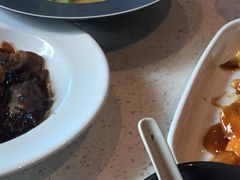 豌豆黄浸豌豆尖-半山腰·云南菜(侨福芳草地店)