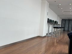 -上海星瀚奔驰4S店(红柳路店)