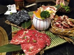 -山川小町·极番烧肉(新地假日广场店)