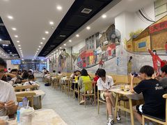 大堂-江城燕子大排档(江汉路步行街店)