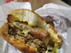 不素之霸双层牛堡-麦当劳(北京南站店)
