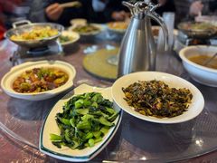 -梁子湖东篱老屋生态庄园