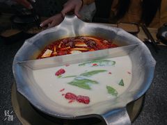 -湊湊火锅·茶憩(宁波天一广场店)