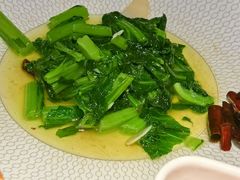 -花菇朵·云山雀 ll 野生菌锅·野果酸汤·精品滇菜(万柳店)