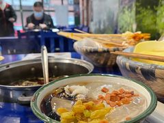 -马路边边串串香(苗栗路店)