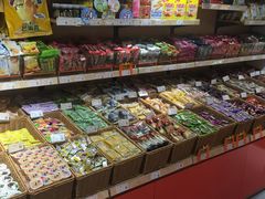 -来伊份LYFEN(中央路店)