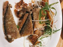 咸香酥脆黄花鱼-莆田餐厅PUTIEN(三里屯店)