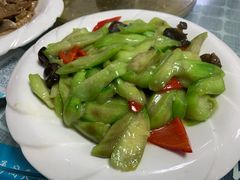 -天天向上素食餐厅(五台山店)
